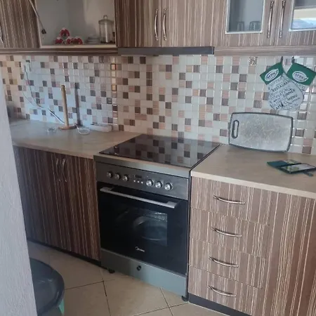 Eleni House Appartement *